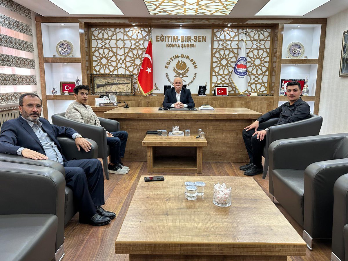 İl Yeni Seçmen Birim Başkanımız <a href="/UmutAkbaay/">Umut Akbay</a> ve İl Yeni Seçmen Teşkilat Başkanımız <a href="/theturkmen7/">Ömer Faruk Türkmen ®</a> ile birlikte Eğitim Bir-Sen Konya Şubesi Başkanı Sn. <a href="/Nazif_Karlier/">Nazif Karlıer</a> ‘i ziyaret ettik.

Bizleri ağırladığı için ve nezaketi için teşekkür ederiz.