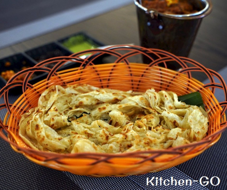 KitchenGO_brand's tweet image. Parotta is a traditional Southern Indian flatbread. It is also popular in Malaysia and Sri Lanka. It is made with oil or ghee, water, refined wheat flour known as maida , and occasionally eggs #Parotta #indianflatbread  #kitchengo #herbs #spices #herbsandspices #shakers #grinders