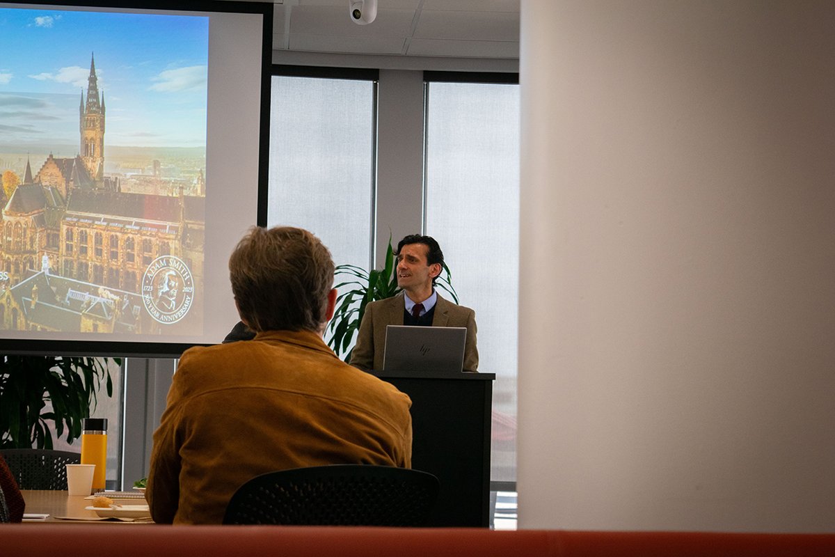 USC Gould Law (@uscgouldlaw) on Twitter photo On Wednesday, the USC Center for Law, History and Culture welcomed University of Glasgow (<a href="/UofGSocSci/">UofG Social Sciences</a>) Professor Nasar Meer to discuss his work on the racialization of religion during its final workshop event of the year. #GouldDiscourse On Wednesday, the USC Center for Law, History and Culture welcomed University of Glasgow (<a href="/UofGSocSci/">UofG Social Sciences</a>) Professor Nasar Meer to discuss his work on the racialization of religion during its final workshop event of the year. #GouldDiscourse