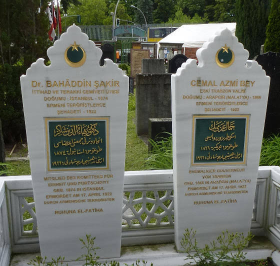 ittc2025's tweet photo. İttihat Terakki’nin Katib-i mes’ul’ü büyük Türk milliyetçisi Bahaeddin Şakir ve Trabzon valisi Cemal Azmi Bey Türklük uğruna, Berlin’de Ermeni komitacılar tarafından 17 Nisan 1922'de şehit edildi.

Naaşları ivedi bir şekilde Abide-i Hürriyet’e nakledilmelidir.

Ruhları şad olsun. https://t.co/ii6YKrWOMZ