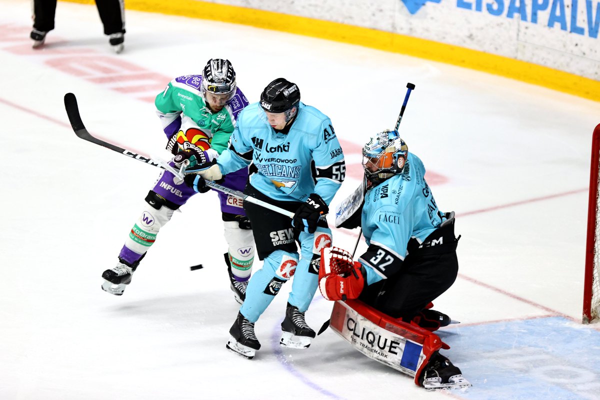 40min: Pelicans 🆚 Jokerit 2−0

➡️ Kohti kolmatta!

📸 Tomi Natri | #Liiga #Mestis