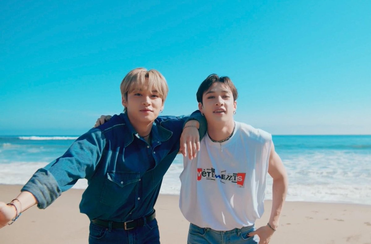 AaWrite's tweet photo. Pls 🙏 (rt) 

#ด้ายแดงชมฮ 🧶 05

#ชานมินโฮ  #Banginho 
#Chanminho 
#ห้องสมุดเด็กหลง 
#ฟิคเด็กหลง

links : https://t.co/Il8JKysmhJ https://t.co/QY1GGOZ5Xq
