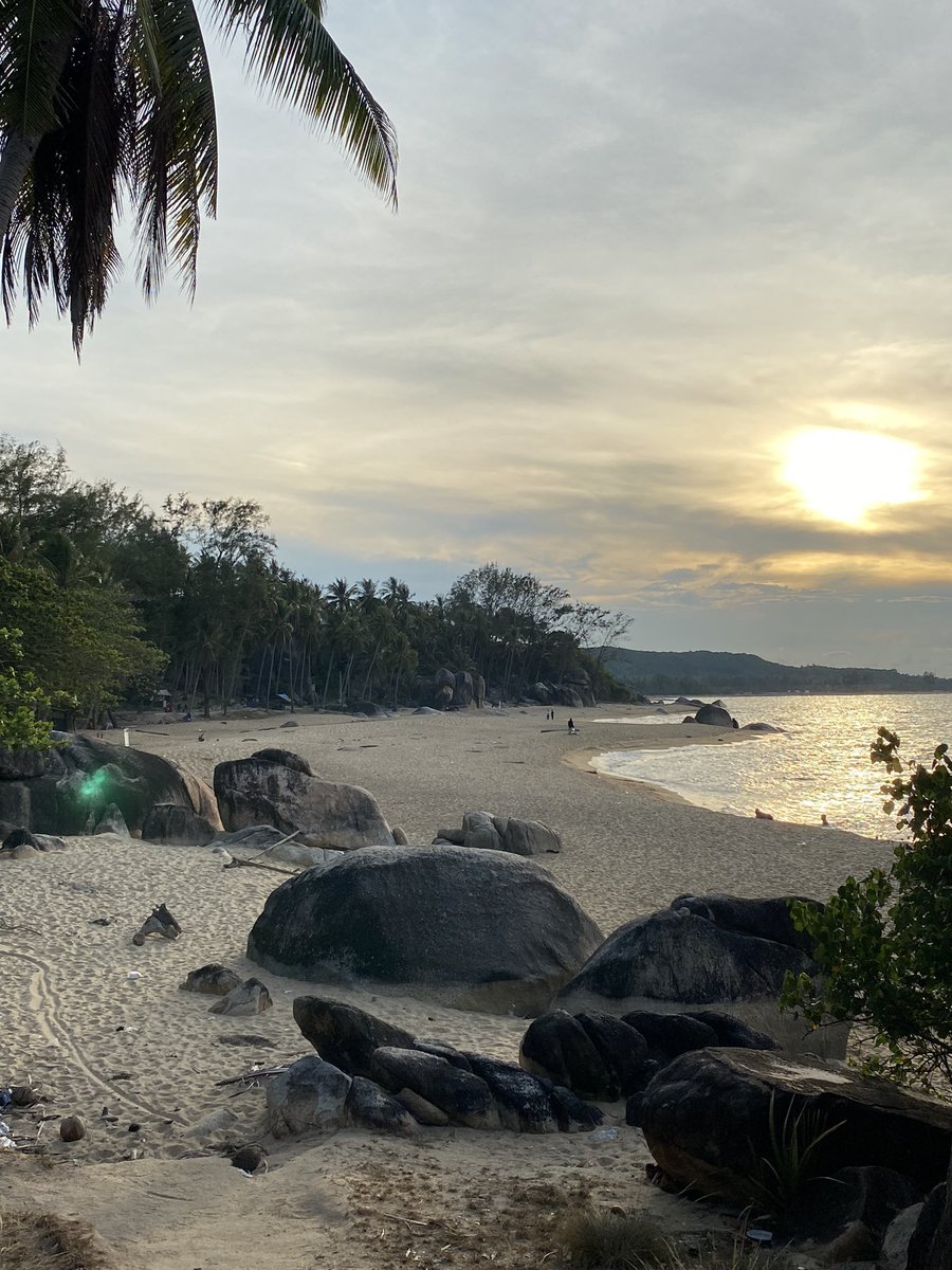 yqng32__'s tweet photo. 🏜️🏝️
#ทะเล #ปัตตานี https://t.co/2Sg302cwgd