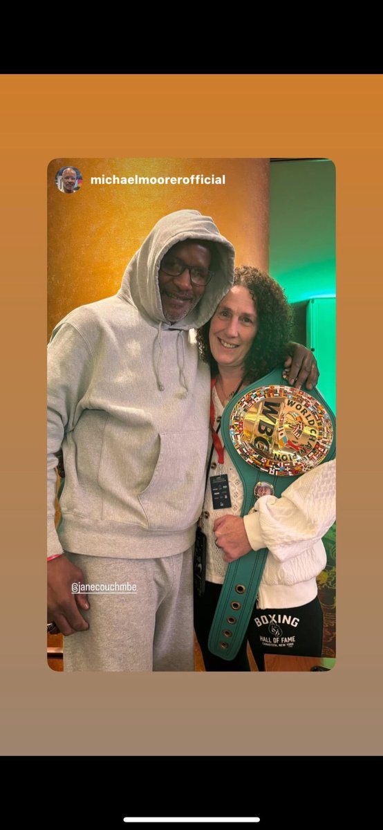 My fellow Hallof famer Micheal Moorer 🥊🥊🥊