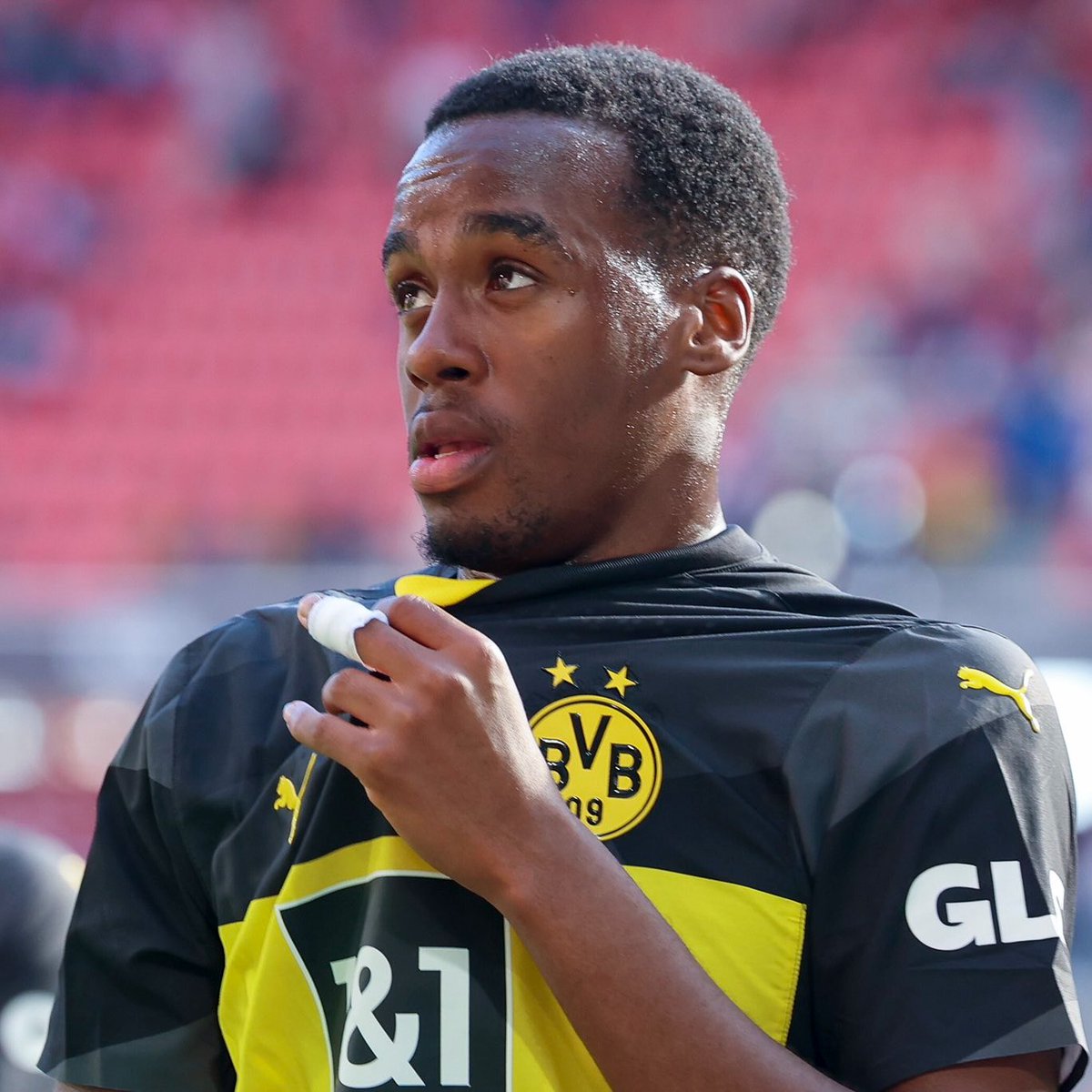 DeadlineDayLive's tweet image. 🚨 Liverpool are expected to step up their interest in Dortmund's Jamie Gittens this summer.
The Reds could allow Darwin Nunez, Diogo Jota and Luis Diaz to leave the club as they plan a squad overhaul.
(Source: Football Insider)