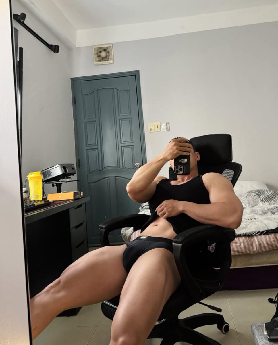 没人喜欢肌肉狗狗吗