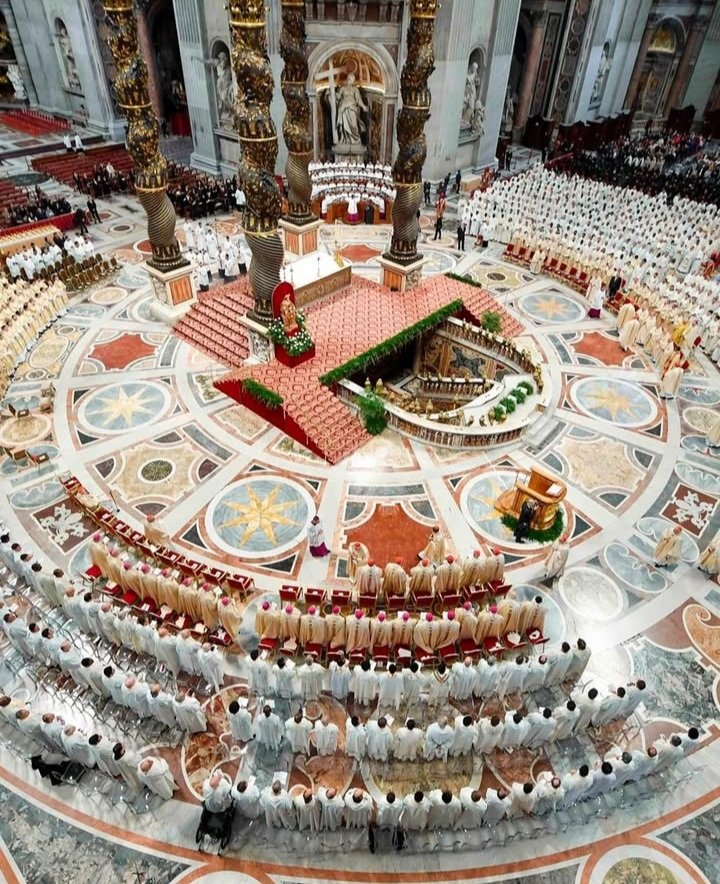 Luka 22:46
[46]Akawaambia, Mbona mmelala usingizi? Ondokeni, mkaombe, msije mkaingia majaribuni. 
And said unto them, Why sleep ye? rise and pray, lest ye enter into temptation.