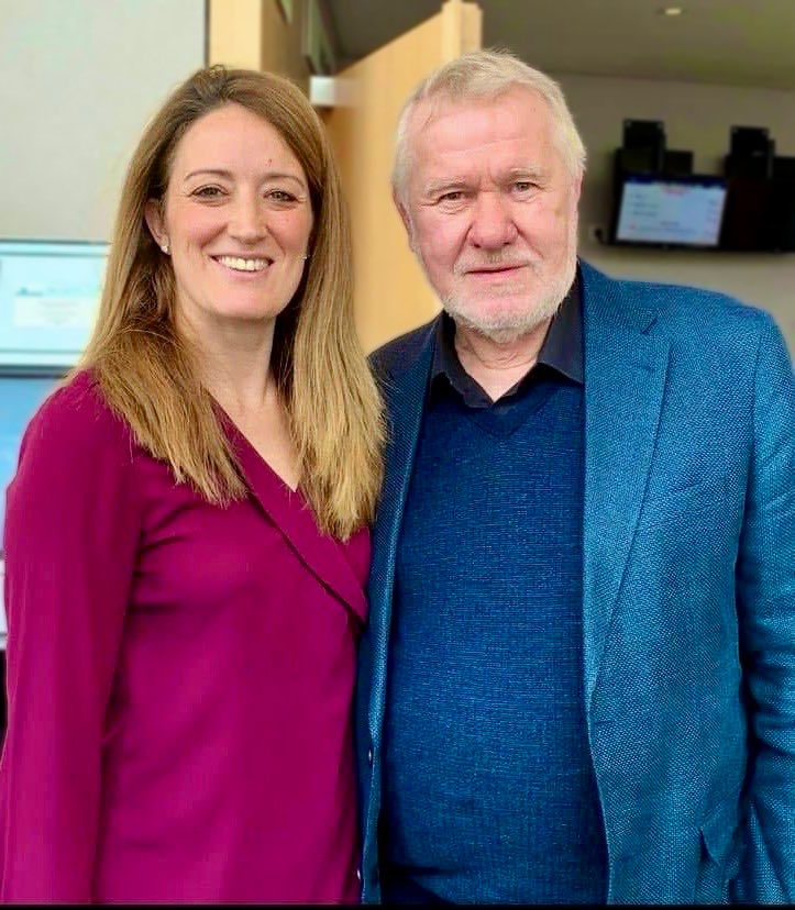 Jaromír Štětina, journalist, writer and former MEP has passed away in his beloved Czechia.

He was a giant, a force of nature. I am proud to have known him, prouder still to have worked with him and honoured to call him a friend.

Rest in peace dear Jaromír. We will miss you 🇪🇺🇨🇿