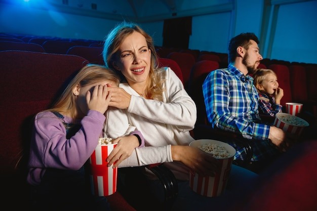 omgtheatreshows's tweet photo. Children's theatre with OMG SHOWS! Goldilocks, Hansel and Gretel and other fairy tales on stage! Fun for the whole family! https://t.co/blnnLiOldV