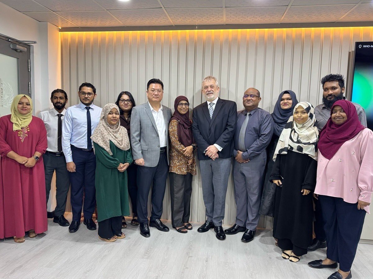 WHOMaldives's tweet photo. WHO is supporting the development of ‘Maldives National Immunization Strategy 2025–2029’ with @HPA_MV @UNICEFMaldives &amp; partners. 

The five-year plan will support in enhancing program efficiency &amp; ensure the long-term sustainability of immunization services across the country💉 https://t.co/i7spQOqLEd