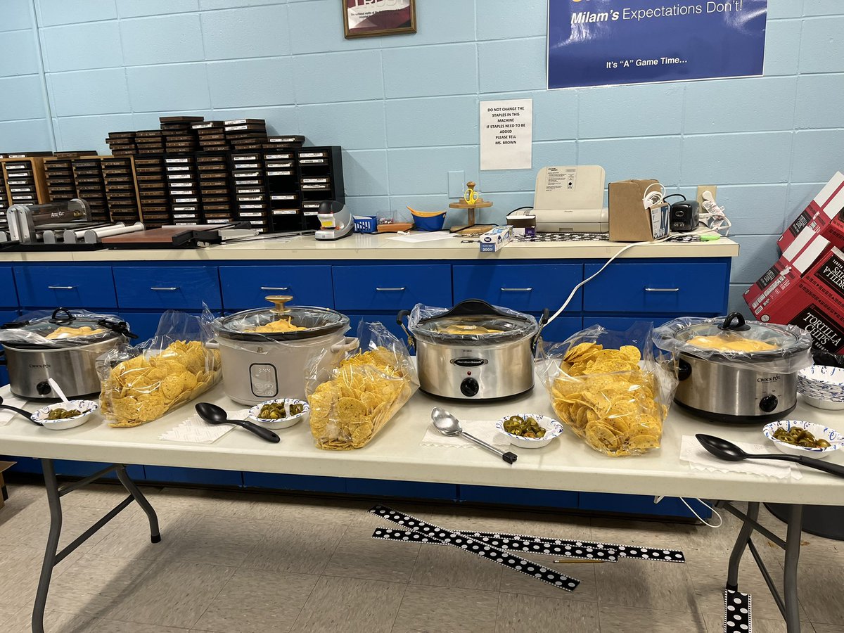 Milam teachers enjoying Nacho Thursday at lunch! #TPSD