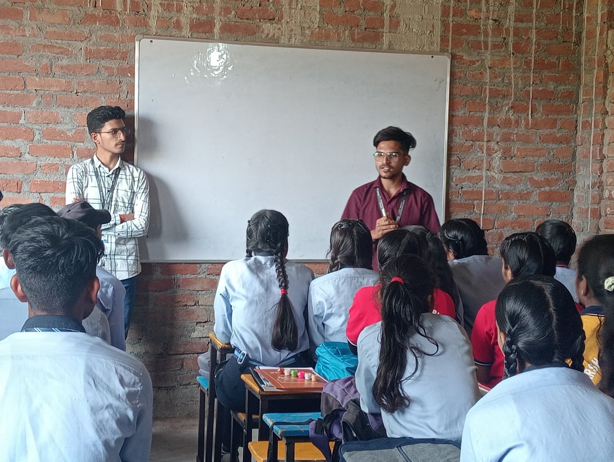 AnkitRai73's tweet image. The exceptional cyber awareness program at Adarsh Montessori School, led by the Codevirus Security Team members Ayush, Parikshit, and Rishi, has left a lasting impression on the students. 
#codevirussecurity #digitalyodha #CyberSecurity
#CyberSec
#helevier