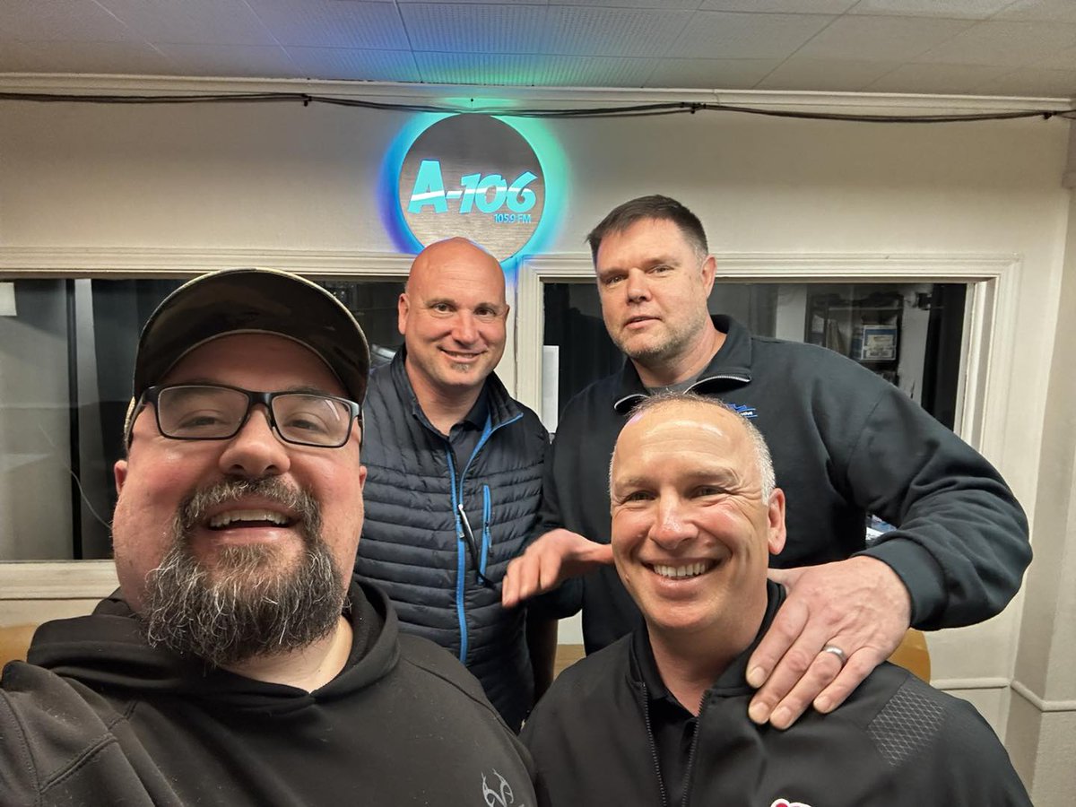 JaySkook's tweet image. Special thanks to Guy Julian from Iron Valley Real Estate HR and Joe Thurs from Joe Thurs Automotive for having me on the Small Business Spotlight on A-106 this morning.
It was also great to meet and connect with Frank McDonough from The Barebow Project
