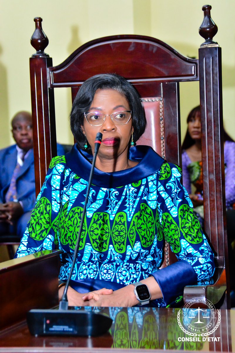 Ce jeudi 17 Avril 2025, a connu la clôture des assises de l’Assemblée Générale ordinaire du Conseil Supérieur de la Magistrature, dans la salle marcel LIHAU de la Cour de Cassation à Kinshasa/Gombe.
Plusieurs délégations ont participé aux présentes assises en provenance des 27