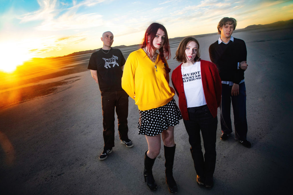 mixcloud.com/thesoundFM/ind… New Indiescovery features albums of the month from Jetstream Pony and Momma (pic); Greek gaze from Sugar for the Pill; Canadian electro-psych from Population II; Spanish synth from Los Planetas &amp; Melenas; &amp; loads more top new indie/ alt releases