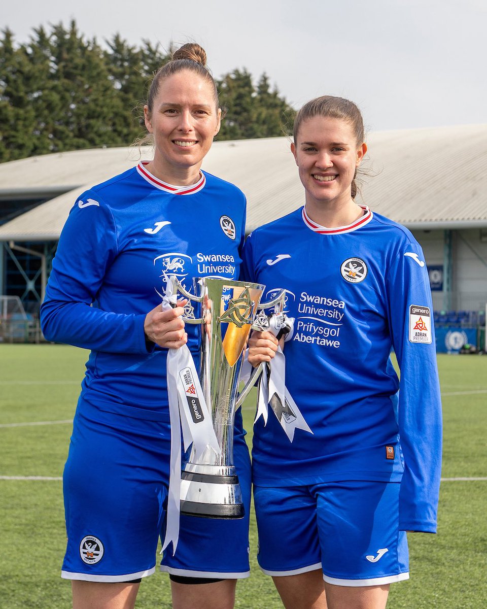 A familiar face in the middle 👋

Former <a href="/SwansWomen/">Swansea City Women</a> goalkeeper and title winner Gemma Border is the referee for Sunday’s #GeneroAdranLeagues promotion play-off.

💻 becomearef.wales