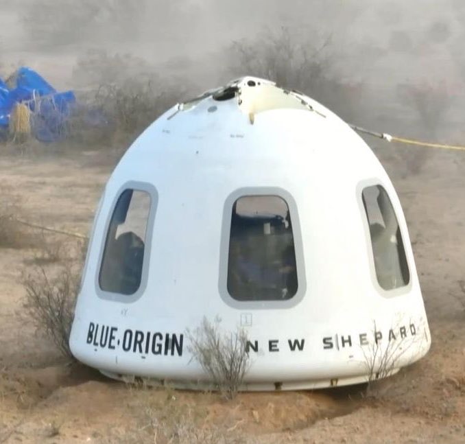 I don’t care what the news says. 

Katy Perry and those other women never went into space.

Absolutely NO atmospheric re-entry burns.

Stop making women look like a joke.