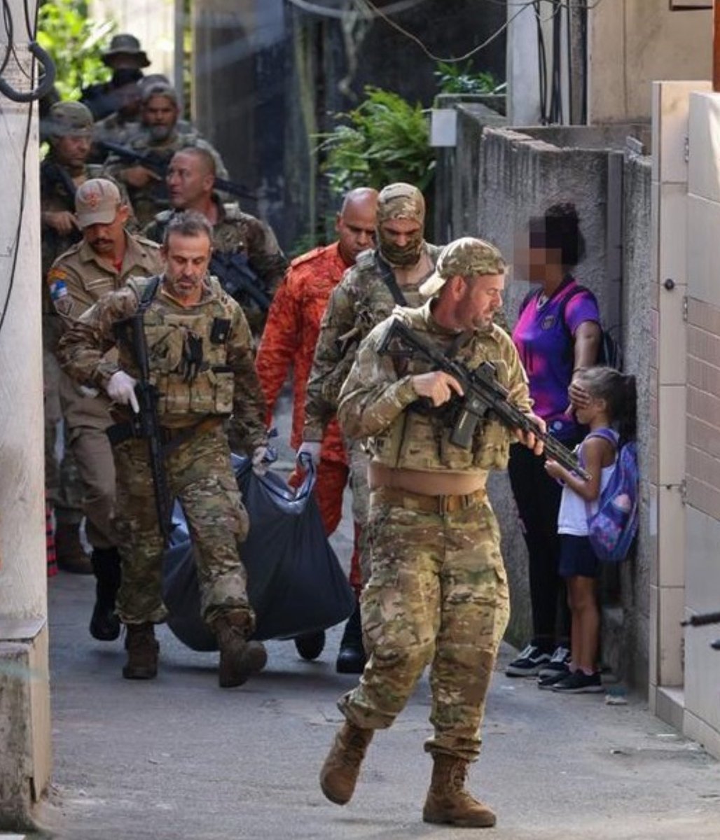Fotojornalismo: Ladeira dos Tabajaras, Rio de Janeiro, 15/4/2025. Márcia Foletto, Agência O Globo. #Fotojornalismo
