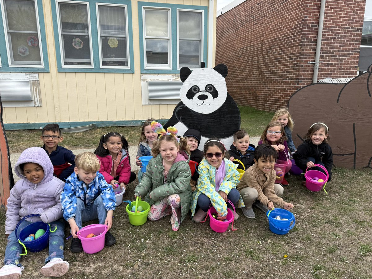 Miss Elia (@missalyssaelia) on Twitter photo We went hunting for some fun-filled eggs! ๐ฃ
<a href="/Director_Oxy/">William Wilkinson</a>
<a href="/pedalpowerrich/">Rich Meyer</a>
<a href="/StaffordTwpEd/">Stafford Schools</a> We went hunting for some fun-filled eggs! ๐ฃ
<a href="/Director_Oxy/">William Wilkinson</a>
<a href="/pedalpowerrich/">Rich Meyer</a>
<a href="/StaffordTwpEd/">Stafford Schools</a>