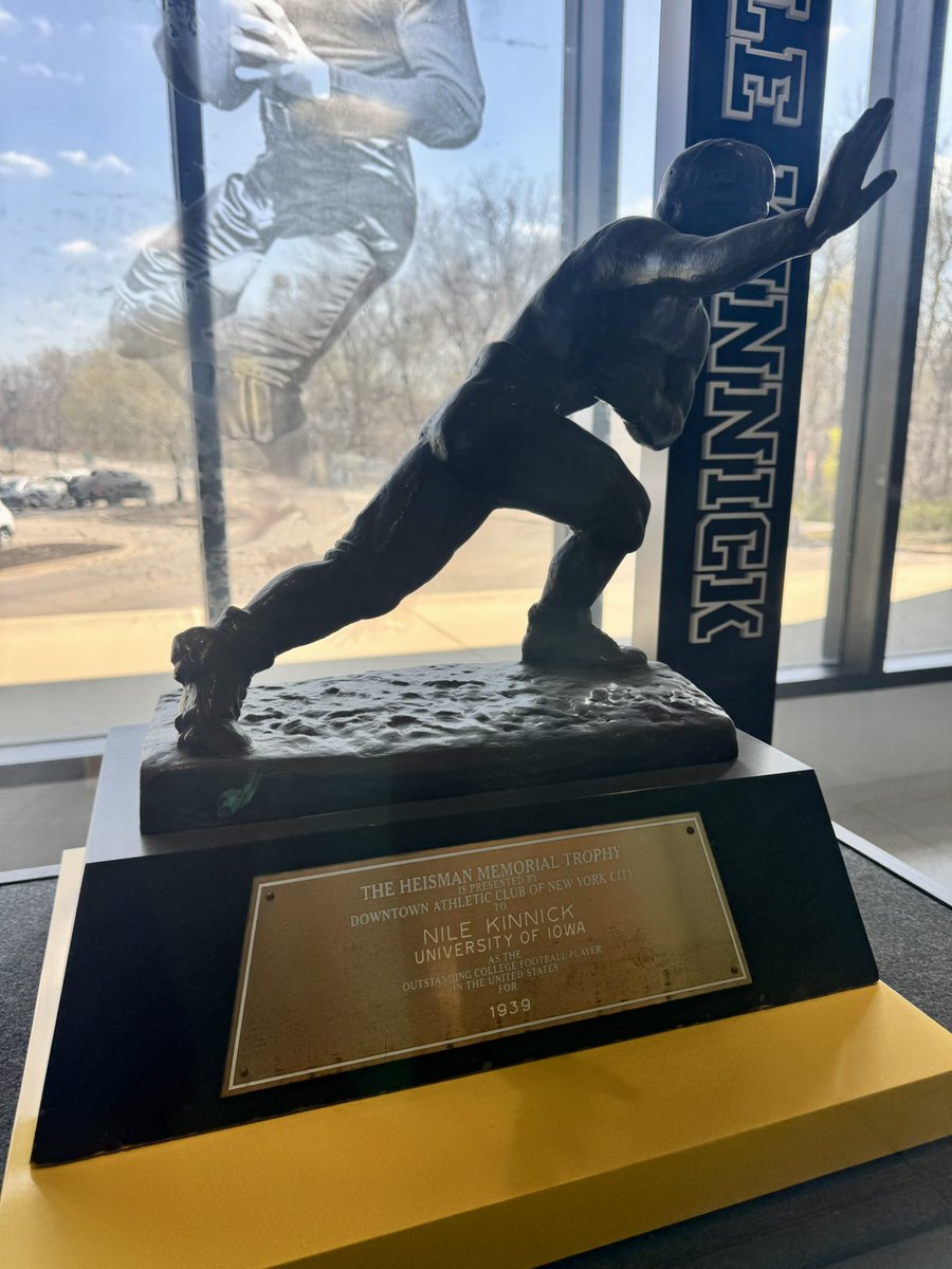 Isaiah Scales (@isaiah_scales) on Twitter photo Going into the <a href="/UIOWA_SJMC/">UIowa SJMC</a> Hall of Fame, was being on cloud 9. To learn from <a href="/MalcolmChristie/">Malcolm Christie</a> that Coach Kirk Ferentz invites you to meet with him in his office after, mind blowing!
I’m beyond grateful for his time, and to sit and talk with a college football legend was ICONIC! Going into the <a href="/UIOWA_SJMC/">UIowa SJMC</a> Hall of Fame, was being on cloud 9. To learn from <a href="/MalcolmChristie/">Malcolm Christie</a> that Coach Kirk Ferentz invites you to meet with him in his office after, mind blowing!
I’m beyond grateful for his time, and to sit and talk with a college football legend was ICONIC!
