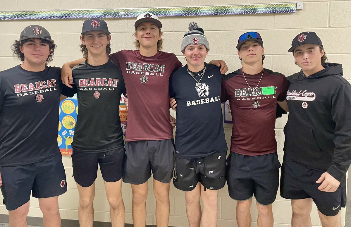 BaseballBearcat's tweet image. Please add to the BC Baseball page. 

So proud of these young men for giving back to the next generation of Bearcats, volunteering their time at Riverbank Elementary Field Day, reading to children and providing a panel discussion to 5th Graders regarding how to succeed in school