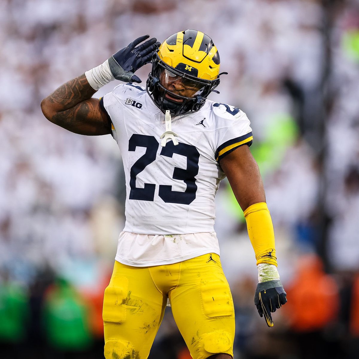 ⭐️Braylon “BEAST” Williams⭐️ 4⭐️MLB (@braylonw2027) on Twitter photo I am blessed to have received an offer to the University of Michigan! <a href="/luc_brian/">Brian Luc Jean-Mary</a>
<a href="/CoachSkinz/">Billy Skinner</a> <a href="/CoachWhitmire/">Coach Carlos Whitmire SR.</a> <a href="/RivalsFriedman/">Adam Friedman</a> <a href="/Andrew_Ivins/">Andrew Ivins</a> <a href="/SWiltfong_/">Steve Wiltfong</a> <a href="/ChadSimmons_/">ChadSimmons</a> <a href="/adamgorney/">Adam Gorney</a> <a href="/TomLoy247/">Tom Loy</a> I am blessed to have received an offer to the University of Michigan! <a href="/luc_brian/">Brian Luc Jean-Mary</a>
<a href="/CoachSkinz/">Billy Skinner</a> <a href="/CoachWhitmire/">Coach Carlos Whitmire SR.</a> <a href="/RivalsFriedman/">Adam Friedman</a> <a href="/Andrew_Ivins/">Andrew Ivins</a> <a href="/SWiltfong_/">Steve Wiltfong</a> <a href="/ChadSimmons_/">ChadSimmons</a> <a href="/adamgorney/">Adam Gorney</a> <a href="/TomLoy247/">Tom Loy</a>