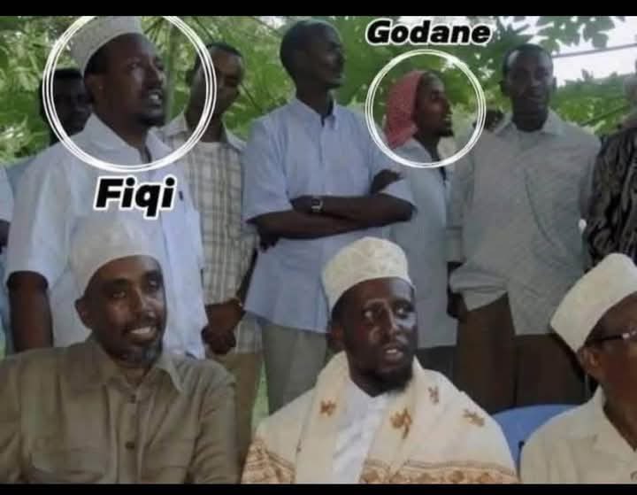 Apdikadir2's tweet photo. @JMeservey Minister of Foreign Affairs of somalia 🇸🇴 and Ex alshabaab terorists leader, All the government members are part of alshabaab https://t.co/RDJihgwES0