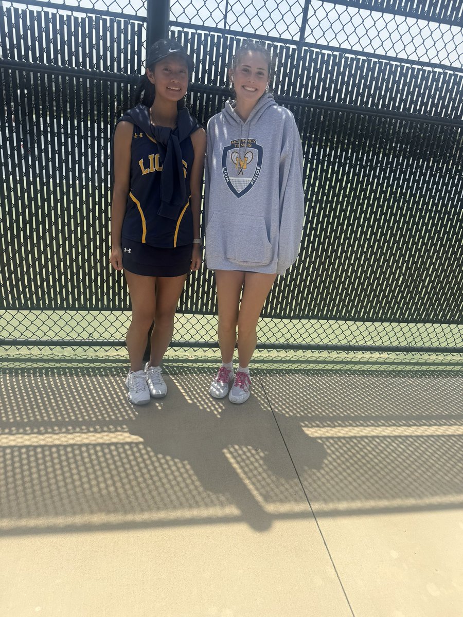 Dominating the courts in Girls Singles—huge congrats to Kaitlin and Annalee on their big wins today!
Way to lead with confidence and represent the Lions with excellence!
#goldstandard