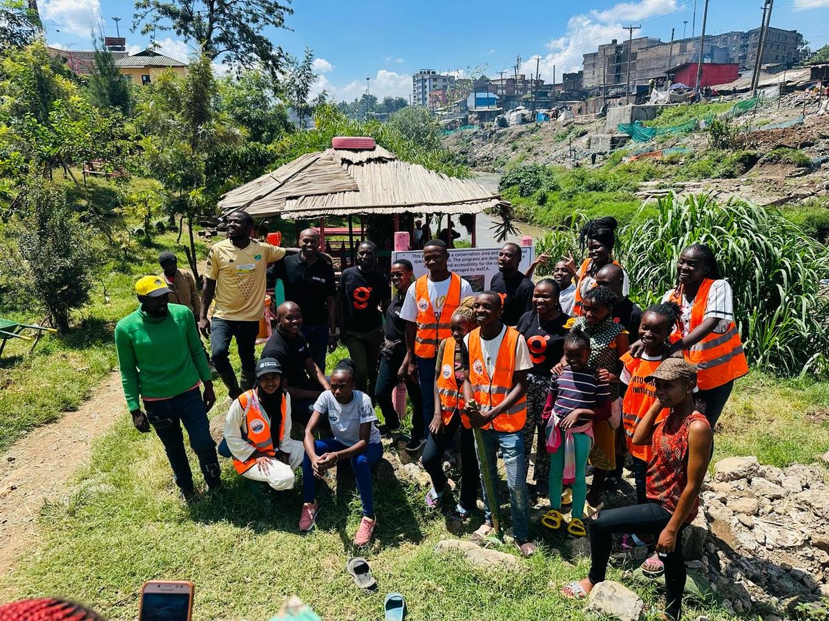 MtoWanguOrg's tweet photo. 🌱 Big day for #Mathare! We teamed up with @OctagonAfrica  to expand Mathare Community Park with trees, games, and love. From dumpsite to green haven—this is what community power looks like! 💚🌍 

 #UrbanGreening #CSRinAction #PeopleAndPlanet 🌳✨ https://t.co/cfpM3bp137
