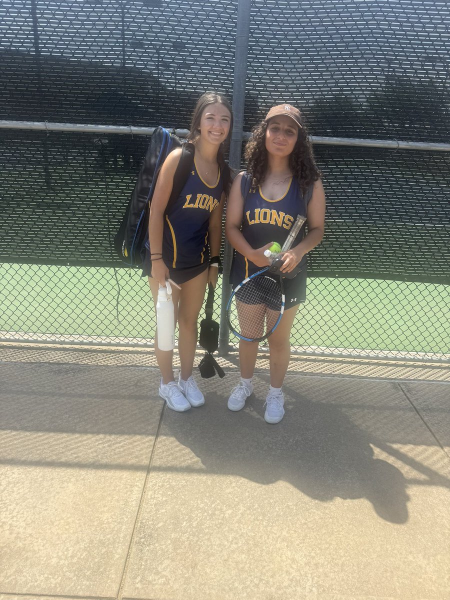 Our girls swept the courts today in Girls Doubles—congrats to Liane &amp; Kendall, Sophie &amp; Elise, and Natalie &amp; Millie for winning their matches! 🦁💙🎾
Proud of the grit, teamwork, and Lion pride you brought to every point.
#goldstandard