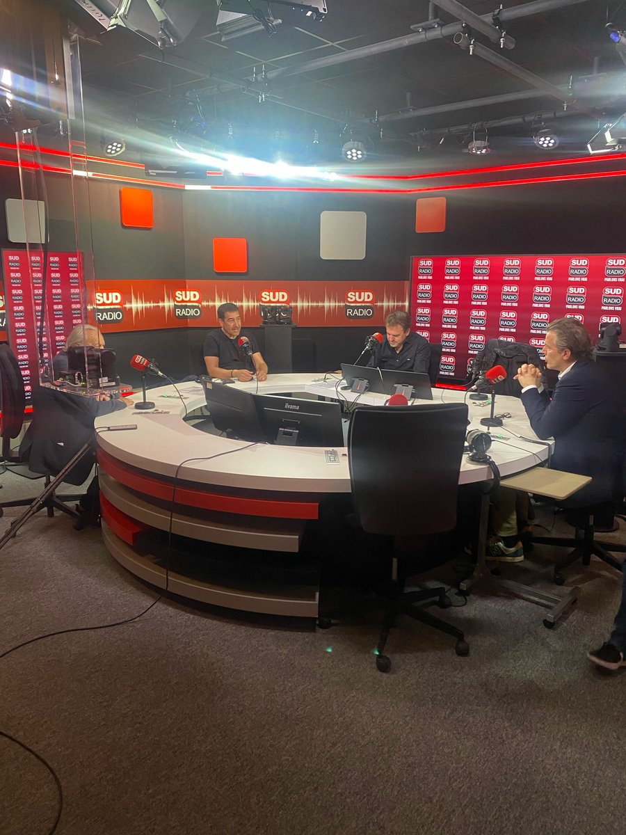 🔴⚽️ OM : Longoria appelle à l’union sacrée / La saison est-elle ratée pour Mbappé ? LDC : le PSG a-t-il la réussite du champion ?

👉 Retrouvez le <a href="/club_but/">But! Football Club</a> avec <a href="/lionelrosso/">Lionel Rosso</a>, <a href="/KarimZeribi/">Karim Zeribi</a>, <a href="/benjamindanet/">Benjamin Danet</a>, <a href="/JimmyAlgerino/">Jimmy Algerino officiel</a>, Norbert Saada et <a href="/Michel__Moulin/">Michel Moulin</a>, en direct sur
