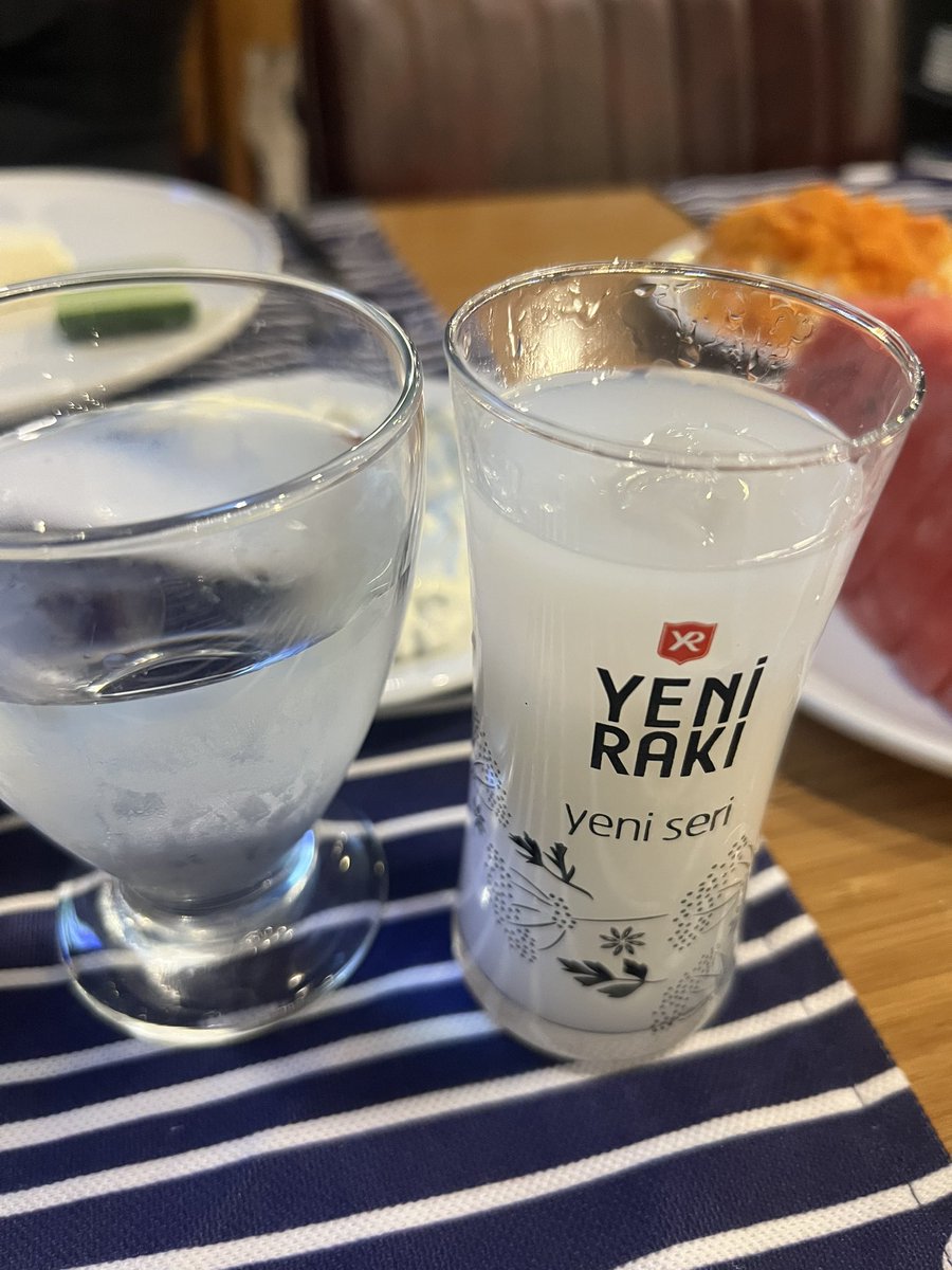 Puştla içilen zem zem den, dostla içilen rakı evladır. ❤️‍🔥