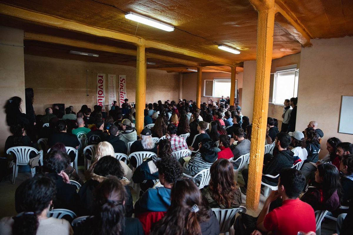 adelante_ejs's tweet image. 📚 Presentación Marx XXI (Vol. 4)
"El derecho a la revolución"