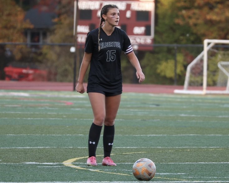 Happy Birthday to #AlbertusMagnus Senior Aubrey Haesche. Hope you have a great day!! 
#GirlsSoccerAMHS #fAMily