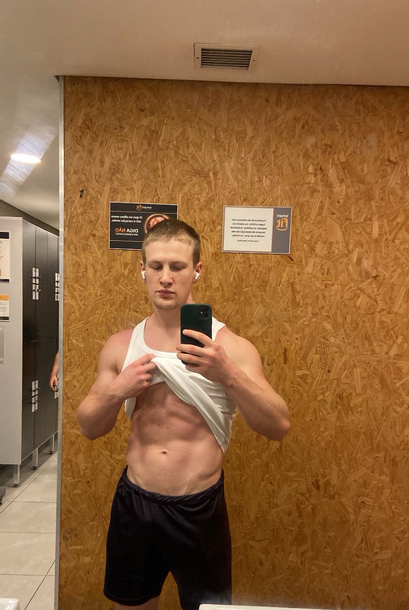 and_munc's tweet image. Voltei a treinar abdome