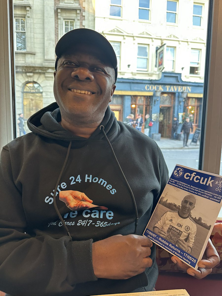 Andy Smith ⭐️⭐️ (@regenerateandy) on Twitter photo With my great friend Sammy from Kenya <a href="/ChelseaFC/">Chelsea FC</a>.. this guy supports thousands of young people from the streets and helps them thrive in life <a href="/onlyapound/">cfcuk Fanzine 💙🏴🇬🇧</a> <a href="/regenerate_ldn/">Regenerate London</a> With my great friend Sammy from Kenya <a href="/ChelseaFC/">Chelsea FC</a>.. this guy supports thousands of young people from the streets and helps them thrive in life <a href="/onlyapound/">cfcuk Fanzine 💙🏴🇬🇧</a> <a href="/regenerate_ldn/">Regenerate London</a>