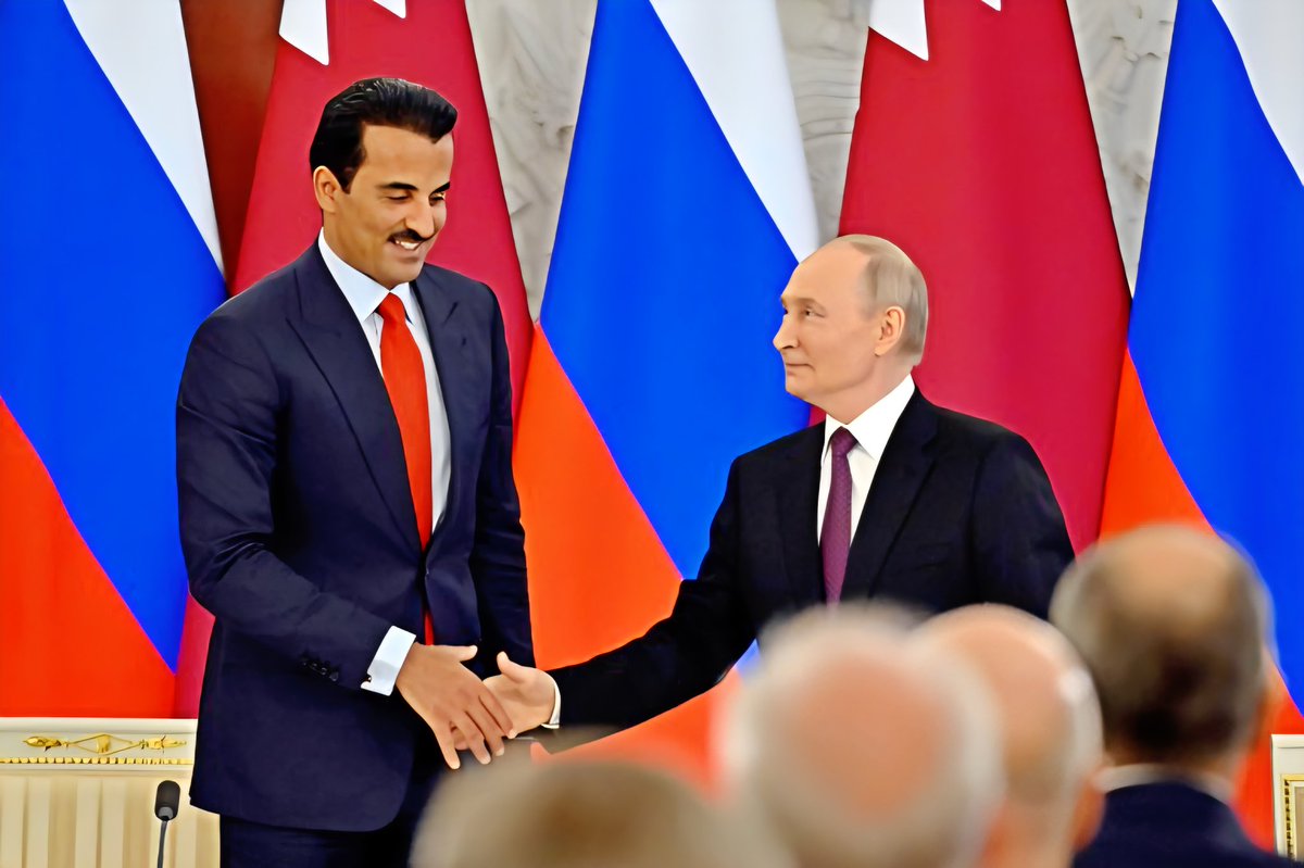 ahmedansary8's tweet image. شراكة قطر وروسيا الاقتصادية.. أبعاد جيواقتصادية 📈

 1: في عالم يتجه نحو #التعددية_القطبية (#MultipolarWorldOrder)، اتفاقية الاستثمار القطرية-الروسية (بقيمة 2 مليار يورو) تحمل أبعادًا تتجاوز الاقتصاد. هل هي خطوة نحو #الاستقرار_الجيواقتصادي (#GeoeconomicStability) أم مناورة في…