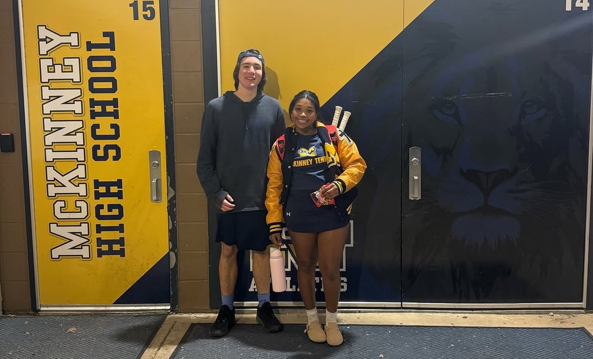 Mixed Doubles magic! Congrats to Sofia &amp; Ty and Kaylyn &amp; Lucas on their impressive wins today!
Way to bring the energy, teamwork, and Lion pride to the court!
#goldstandard