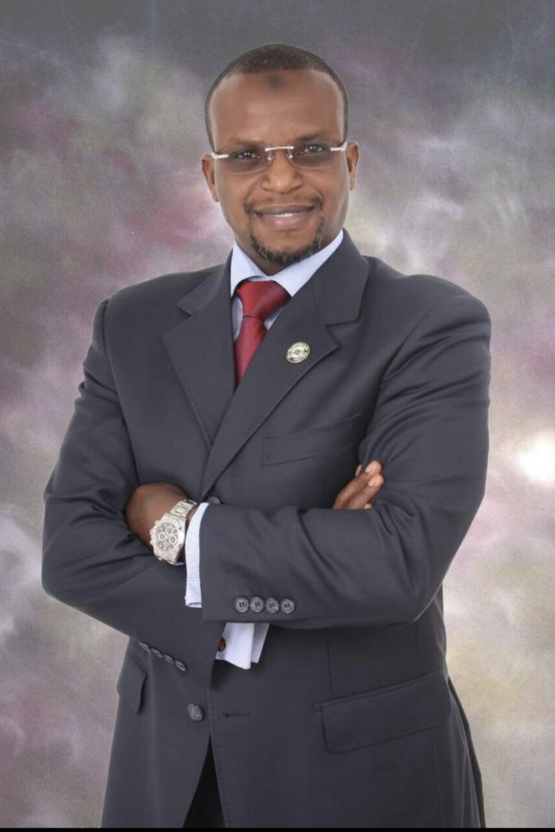 Nasaha za Omar
"Kila jicho la mwanadamu limeumbiwa kutizama na kupenda kile ilichoumbiwa kutizama na Kupenda. Ulichokipenda ndio kivutio cha macho yako"

TAFAKARI SANA!