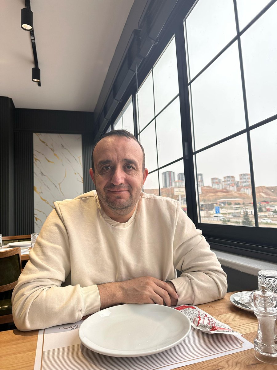 Allah'ım! Akşama ulaştığımız gibi sabaha, sabah ulaştığımız gibi de akşama ulaşmayı nasip eyle. Sağlımızı koru ve hastalara şifa ver. Hayırlı cumalar olsun inşallah….