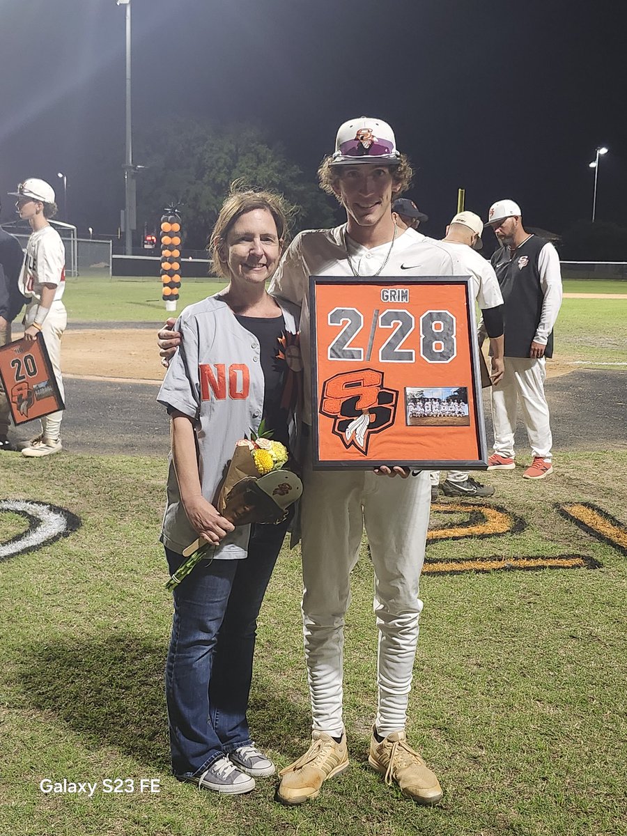 MGrim2025's tweet photo. It's not senior Night without my Gram and Mom. Love you Both.  Thank you for all your support.  
@BUncommitted
@PG_Scouting
@EliteRecruits_ @CoastRecruits @DirectRecruits 
@UncommittedStud @PGCollegeBall @SQZ_Orlando @SQZBaseball https://t.co/Kk7K1ZFfNd