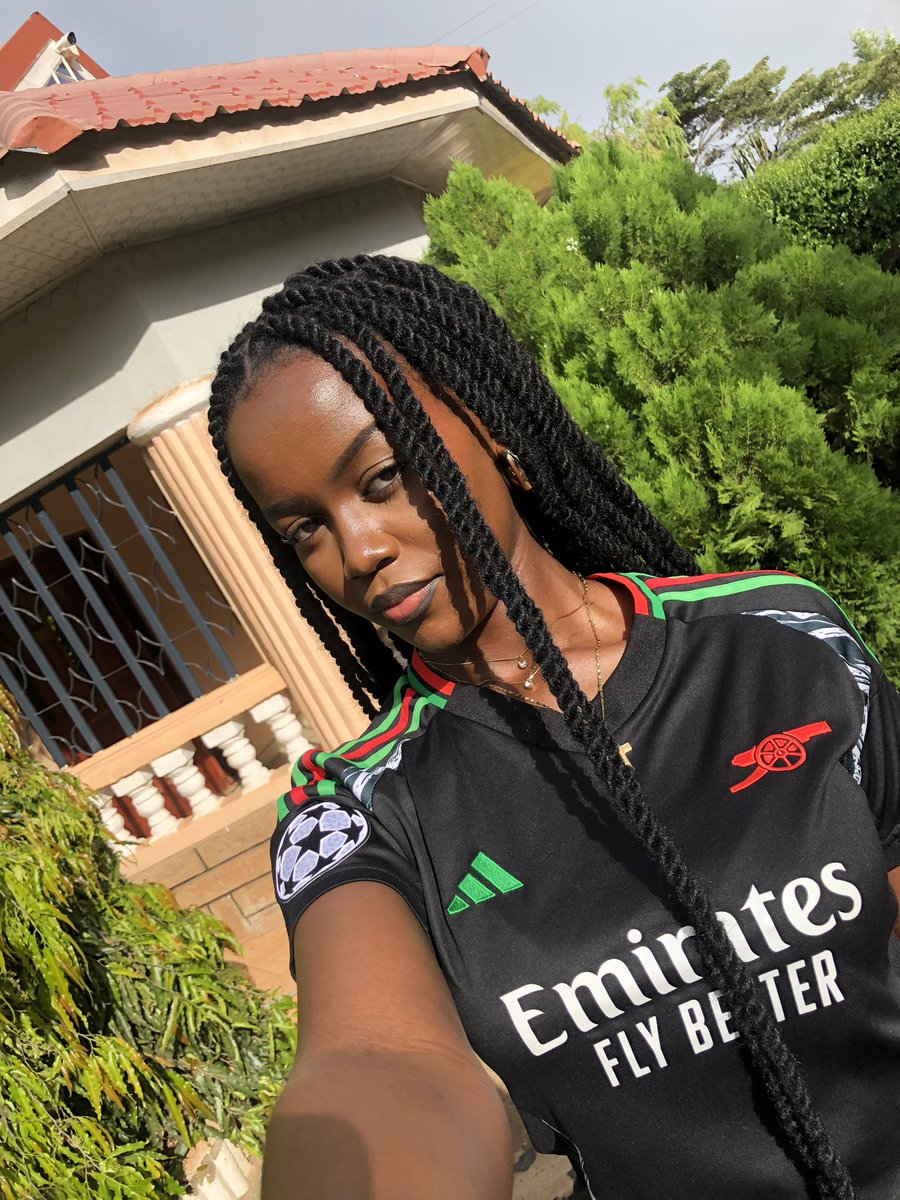 ezinaaaaa's tweet photo. 🤷🏽‍♀️ https://t.co/IyoEbXOC93