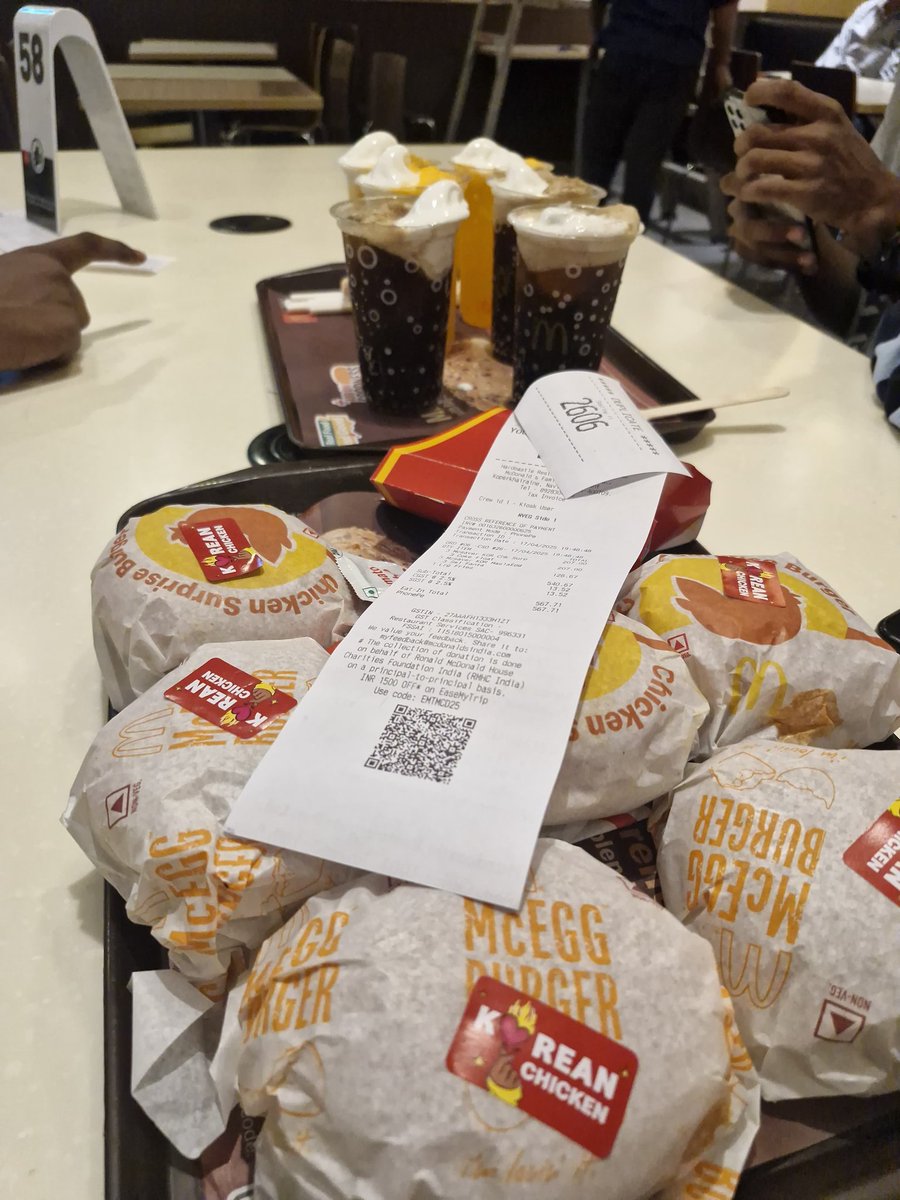 HemantPattem's tweet image. Just completed a seamless transaction using P2Pdotme Paid for a delicious McDonald&apos;s meal 🍔 with friends, The platform offers a reliable, secure 🔒 and efficient ⚡ peer-to-peer payment experience , Highly recommend exploring it! #p2pdotme
 Thanks to @P2Pdotme team