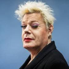 EssexPR's tweet image. If u ever thought that men pretending to be women police officers should have been strip searching women,you’re an idiot.

If you ever thought Eddie Izzard was a woman &amp;amp; should be using women’s  toilets,you’re an idiot.

COMMON SENSE HAS PREVAILED

Ignore the pathetic celebs