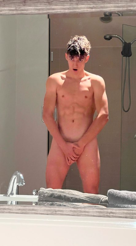 onlyfans.com/itsdannye18/c2