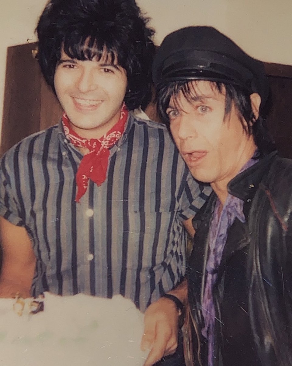 duke19902's tweet photo. #ClemBurke #IggyPop #Blondie #RIPClem https://t.co/F4PtFSPVUp