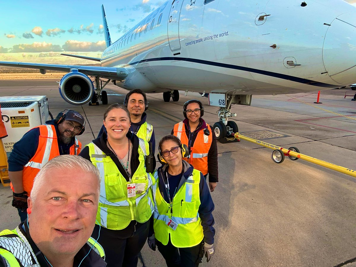 West Coast Mike (@westcoastmike1) on Twitter photo Nice visit with Team <a href="/united/">United Airlines</a> ✈️ <a href="/UGESocial/">United Ground Express</a> SAF 🛬🛫Connecting people. Uniting the world and doing it Safely💙 <a href="/jacquikey/">Jacqui</a> <a href="/ORDflier/">Dan McMahan</a> <a href="/SafetyGuyBri/">Brian Nekouian</a> #wearerls #beingunited Nice visit with Team <a href="/united/">United Airlines</a> ✈️ <a href="/UGESocial/">United Ground Express</a> SAF 🛬🛫Connecting people. Uniting the world and doing it Safely💙 <a href="/jacquikey/">Jacqui</a> <a href="/ORDflier/">Dan McMahan</a> <a href="/SafetyGuyBri/">Brian Nekouian</a> #wearerls #beingunited
