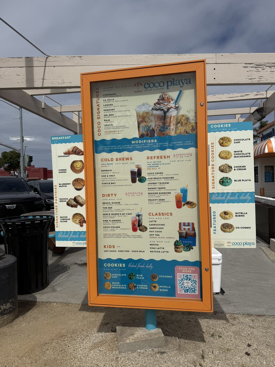 Dirtdog's tweet photo. Cookies + Dirty Sodas + Coffee

Don’t sleep on Coco Playa

I love the innovations coming from the beverage operator space RN.  Groups like this are dialing things in and figuring out how to compete to take a bite out of convenience stores &amp; many others…

Danny / Jonathan 👀 https://t.co/5rRLqBmDSG