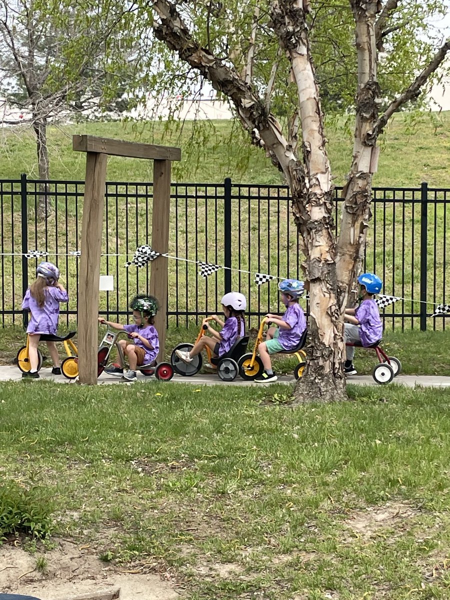 Purple Pedal Power! 
Annual ECC Trike-A-Thon, PM edition. 🏁