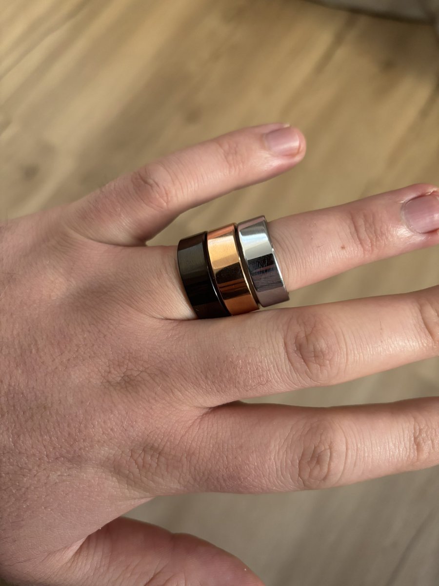 AXGT is about to launch their flagship product -> The CureRING 🚀 The crypto  version of the Oura Ring which actually protects your data instead of  selling it to evil corporations. Plus